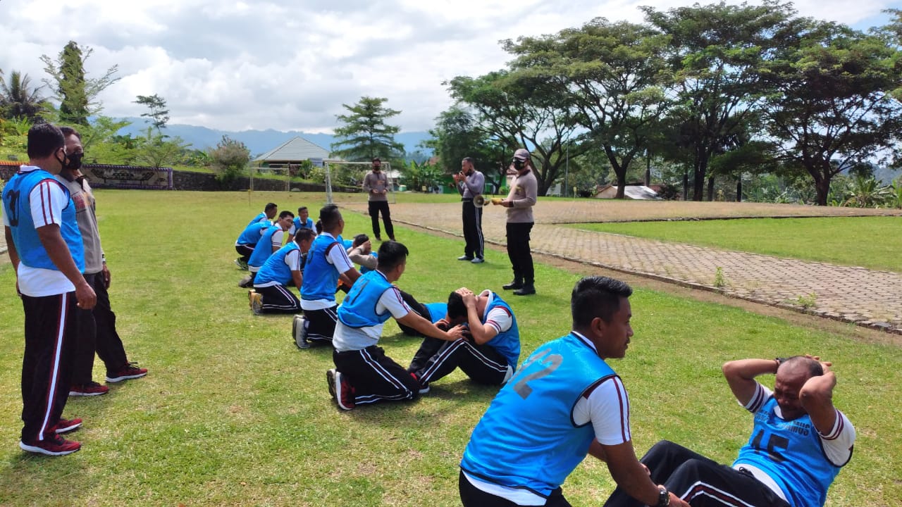 Polres Tanggamus Gelar Kesamaptaan Jasmani Berkala Hari Pertama