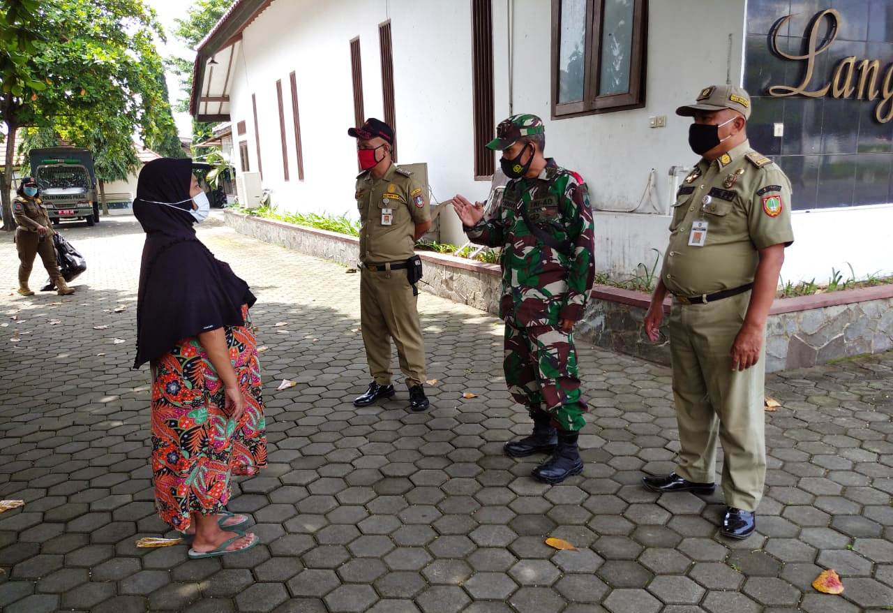 Bati Komsos Koramil 03/Serengan, Masih Ada Pelanggaran Dalam Operasi Yustisi Masker Gabungan