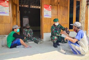 Kedekatan TNI Dan Warga Sangat Terasa Dilokasi TMMD Bojonegoro