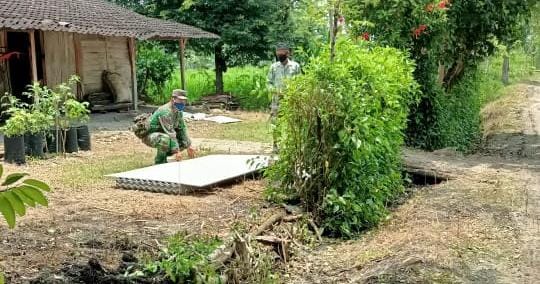 Maksimalkan Hasil Sasaran, Satgas TMMD Bojonegoro Cek Kualitas Bahan Pembangunan