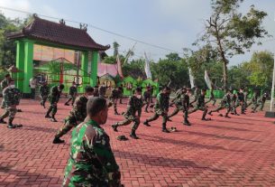 Sebelum Beraktifitas, Satgas TMMD Bojonegoro Lakukan Senam Sehat