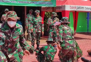 Turun Langsung, Dansatgas Pantau Vaksin Prajurit BKO TMMD Bojonegoro