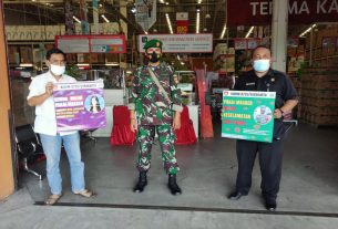 Serma Yudhi, Cek dan Sosialisasi Edukasi Penerapan PPKM Mikro di Lotte Mart