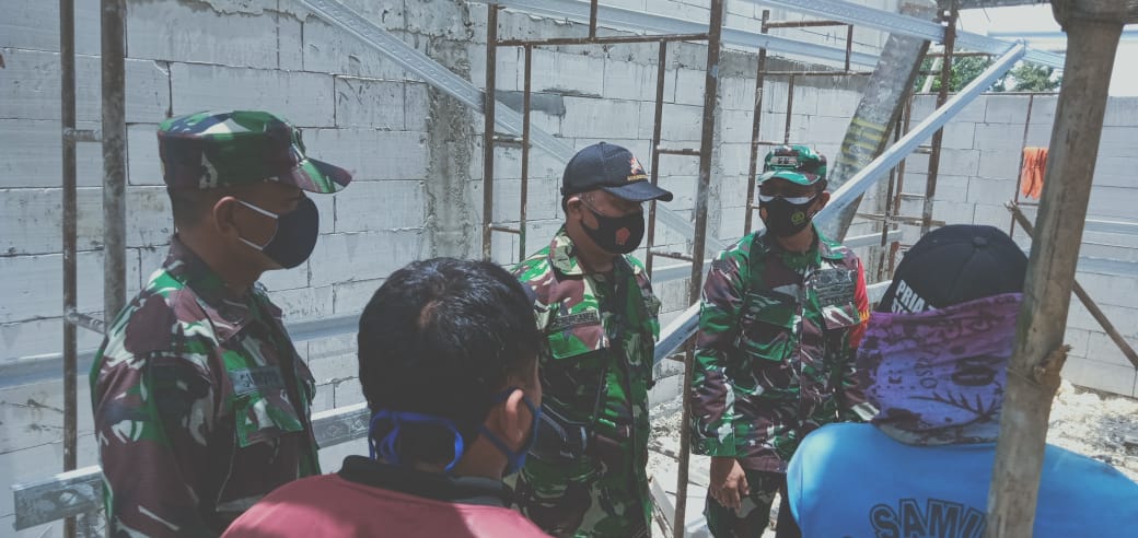 Monitoring Pengerjaan Gedung Sekolah, Dansatgas TMMD Bojonegoro Turun Langsung Cek Sasaran