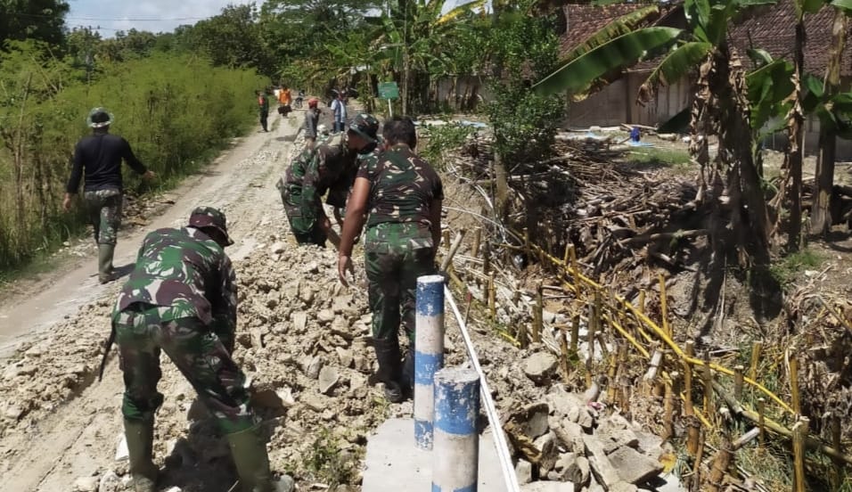 Dansatgas TMMD Kodim Bojonegoro Tingkatkan Koordinasi Dengan Pemdes Jatimulyo