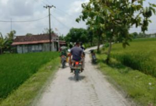 Gunakan Motor Trail, Dansatgas TMMD Bojonegoro Cek Sasaran Fisik