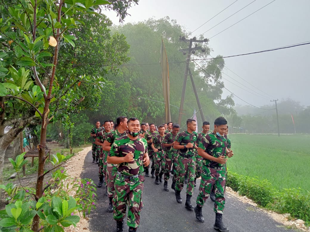 Danton 3 SSK Satgas TMMD Bojonegoro Pimpin Lari Pagi