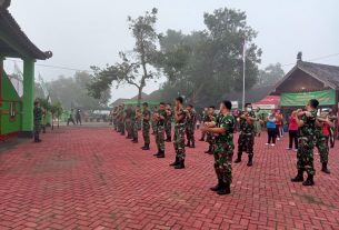 Usai Joging, Satgas TMMD dan Warga Senam Pendinginan