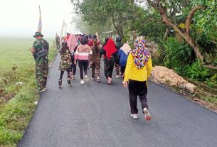 Nikmati Hasil Pengaspalan Program TMMD Bojonegoro Dengan Jalan Bareng