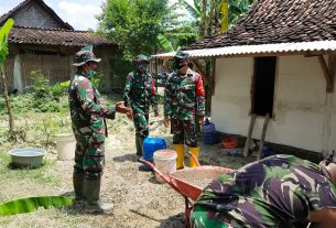 Dansatgas Bojonegoro Kunjungi Pengerjaan Rehab Rumah Aladin TMMD Tambakrejo