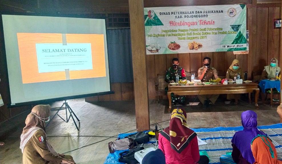 Disnakan Bojonegoro Berikan Bimtek Warga Sekitar TMMD Tambakrejo