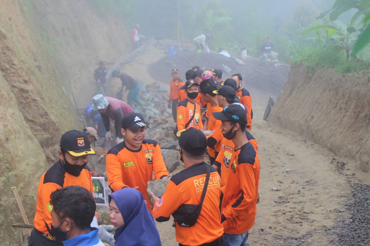 Senkom Mitra Polri Jatiroto Siap Dukung TMMD Desa Brenggolo