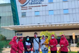 Ketua YJI Tanggamus Antarkan Bocah Azril, Penderita Kelainan Jantung Berobat ke Jakarta