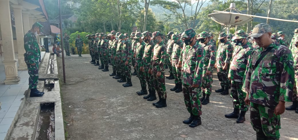 Satgas TMMD Reguler Ke-110 Kodim Wonogiri Apel Pagi Sebelum Berangkat Vaksinasi