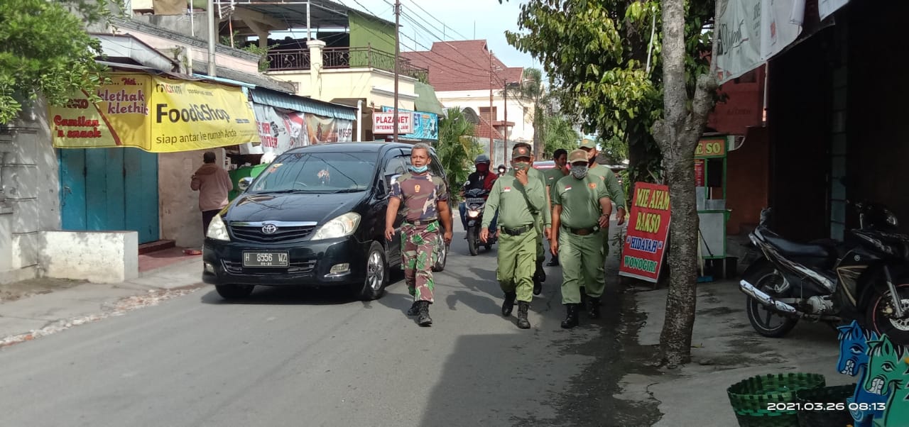 Serka Aris Gembleng Linmas Serengan, Ini Harapannya