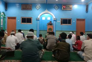 Danramil 03 Serengan dan Muspika Sholat Jum'at Bersama Sekaligus Cek PPKM di Masjid Lokasi KBD