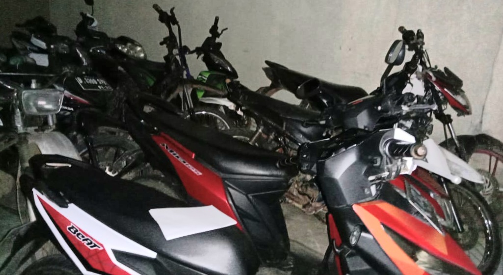 Lima Terduga Sabung Ayam  Ditangkap Tekab 308 
