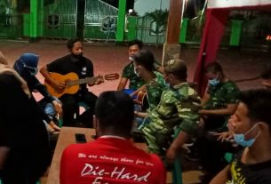 Begini Akrabnya TNI Dengan Pemuda Desa Dilokasi TMMD Bojonegoro
