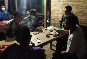 Jalin Kedekatan, Satgas TMMD Bojonegoro Nimbrung Bareng Masyarakat