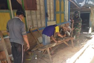 Pelatihan Tukang Kayu, Satgas TMMD Bojonegoro Dorong Kemandirian Warga
