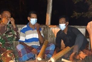 Siskamling Bersama, Satgas TMMD Bojonegoro Ajak Amankan Lingkungan