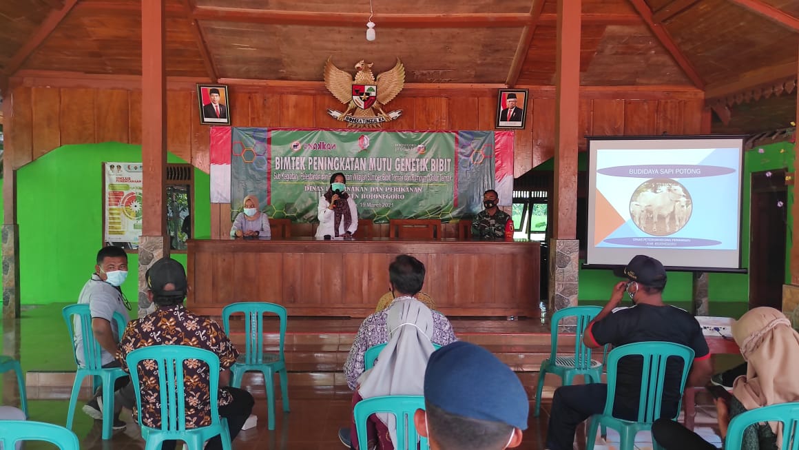 Komandan SSK Satgas TMMD Bojonegoro, Benih Ikan Manfaat Untuk Tambah Penghasilan