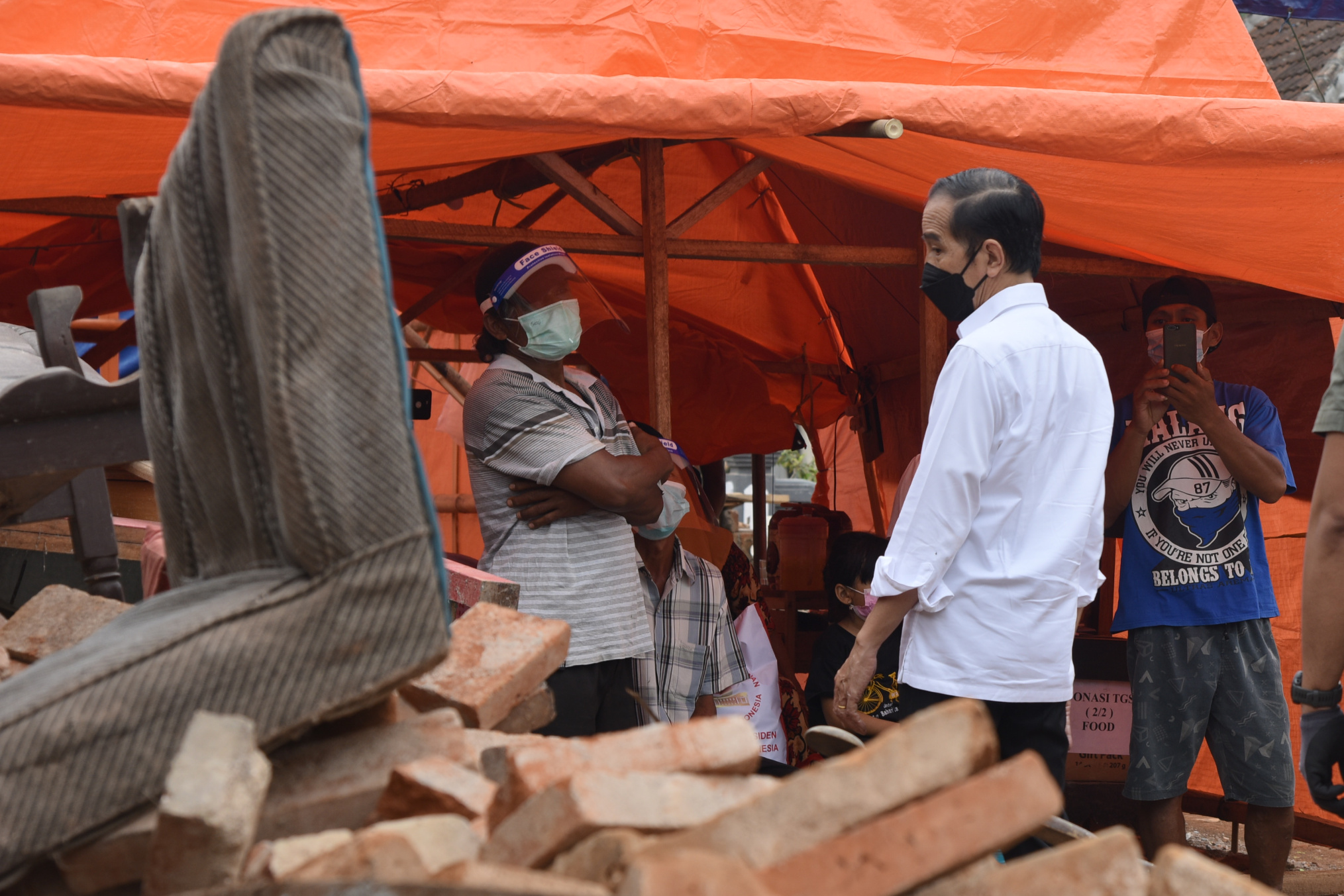 Presiden Tinjau Lokasi Terdampak Gempa di Kabupaten Malang