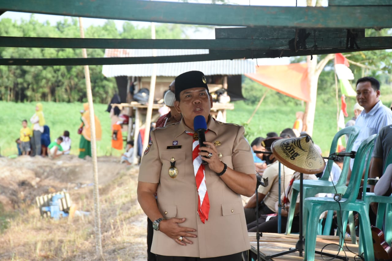 Peringatan Hari Hutan Sedunia Wakil Bupati Lampung Timur Tanam Pohon