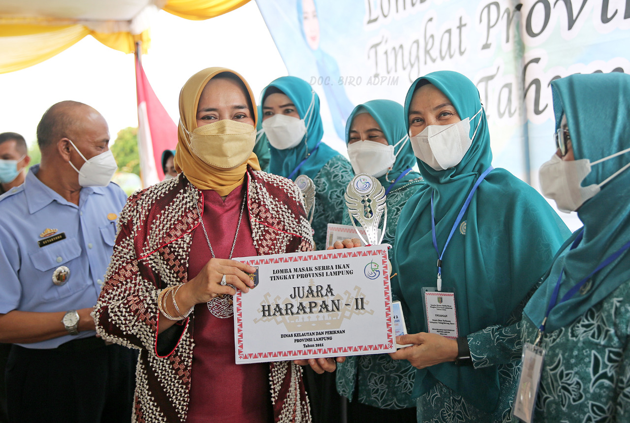 Ketua Tim Penggerak PKK Buka Lomba Masak Serba Ikan Tingkat Provinsi Lampung