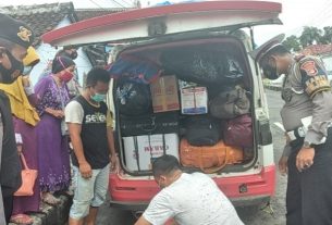 Polres Tanggamus Bersama TNI Razia Antisipasi Handak di Jalinbar Kota Agung
