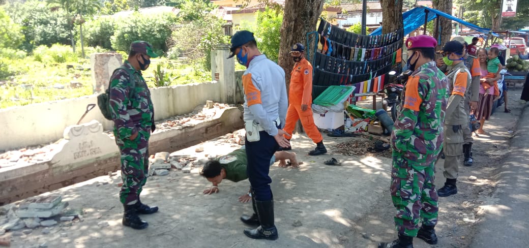Serda Prio bersama Satgas Covid 19 Patroli Disiplin Protokol Kesehatan