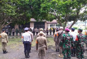 Mayor Inf Dja'far berikan pengarahan kepada personel Satgas Percepatan Penanganan Covid 19