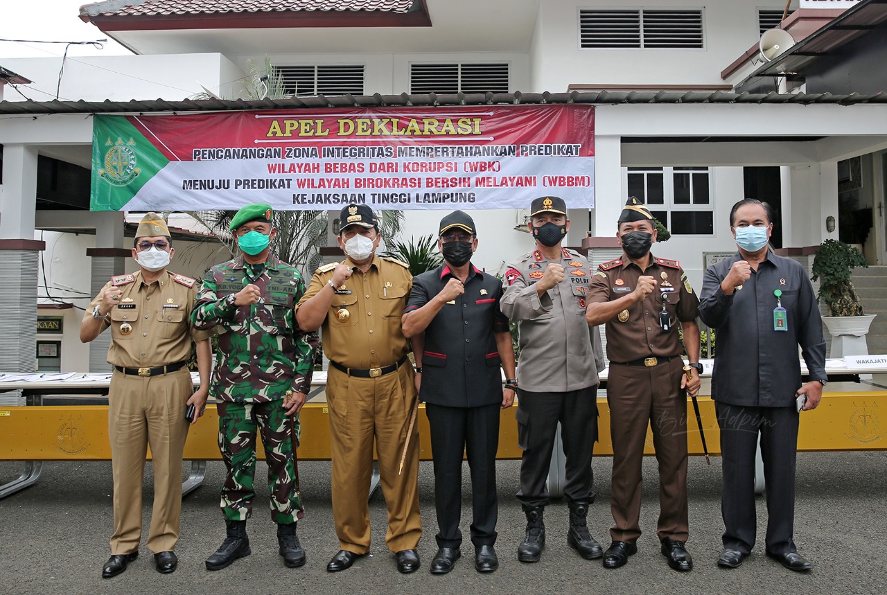 Gubernur Arinal Hadiri Deklarasi Pencanangan Zona Integritas dari Berpredikat Wilayah Bebas Korupsi Menuju Wilayah Birokrasi Bersih Melayani