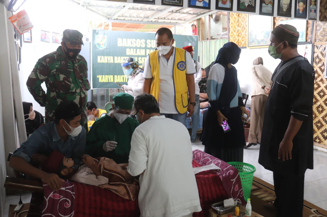 Kodim 0410/KBL Menggelar Kegiatan Bakti Sosial Sunatan Massal