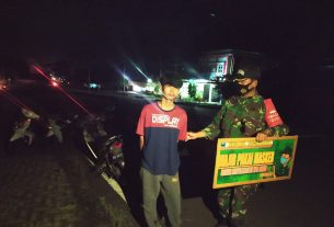 Koramil 08/Giriwoyo Himbau Warga Terapkan Protkes Putus Penyebaran Covid-19