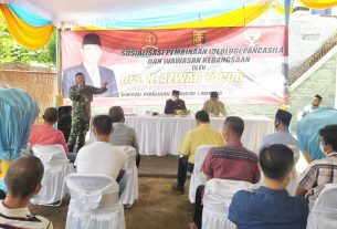 Kodim 0410/KBL Mayor Inf Anang Nugroho memberikan materi tentang Ideologi Pancasila dan Wawasan Kebangsaan