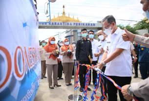 Peringati Bulan Mutu Karantina 2021, Pemprov dan BIKPM-KKP Lampung Tebar Benih Ikan