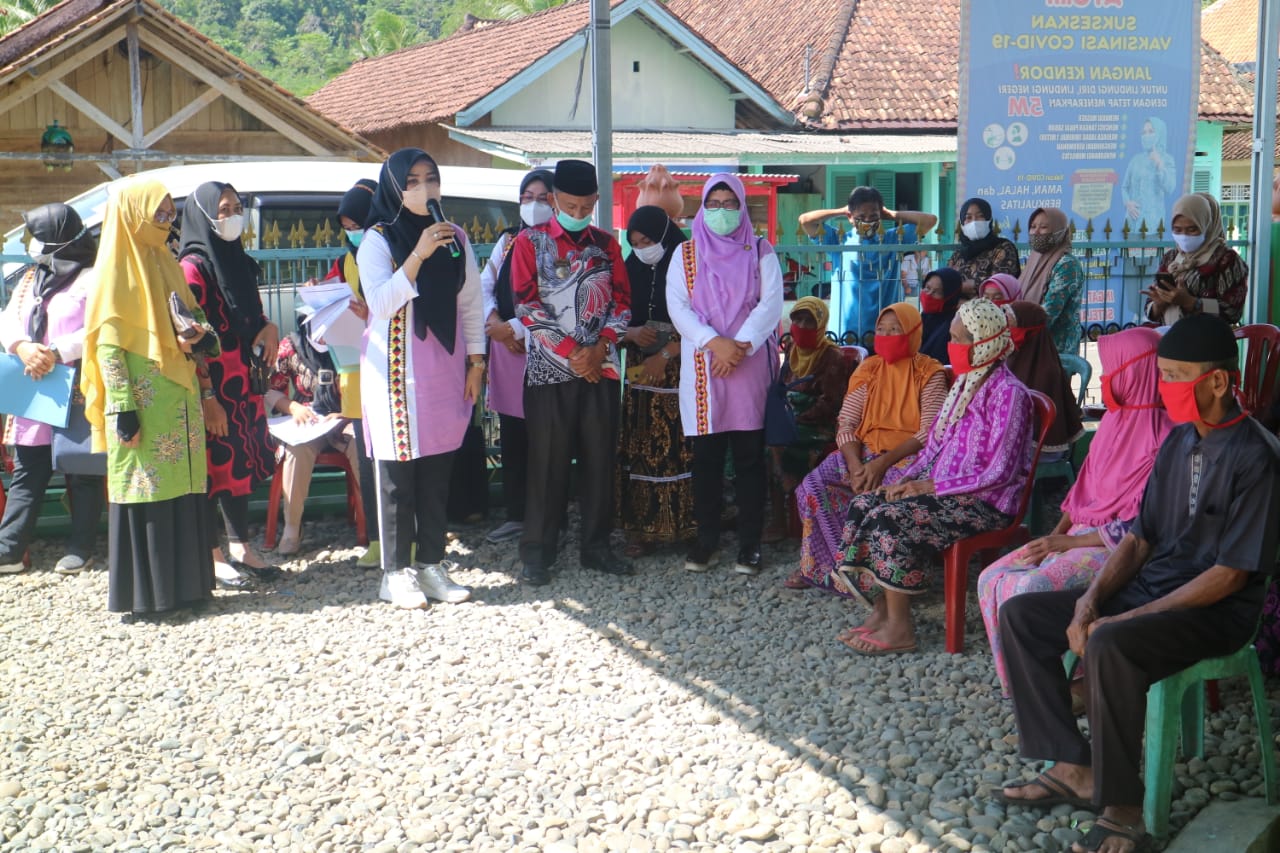 Nuraini Hamid Lubis Berkunjung di Kecamatan Limau Kabupaten Tanggamus