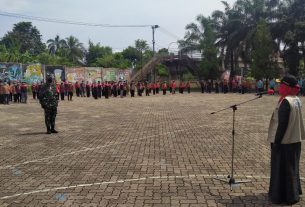 Mengikuti Kegiatan Apel Siaga Covid 19 Tingkat Kecamatan