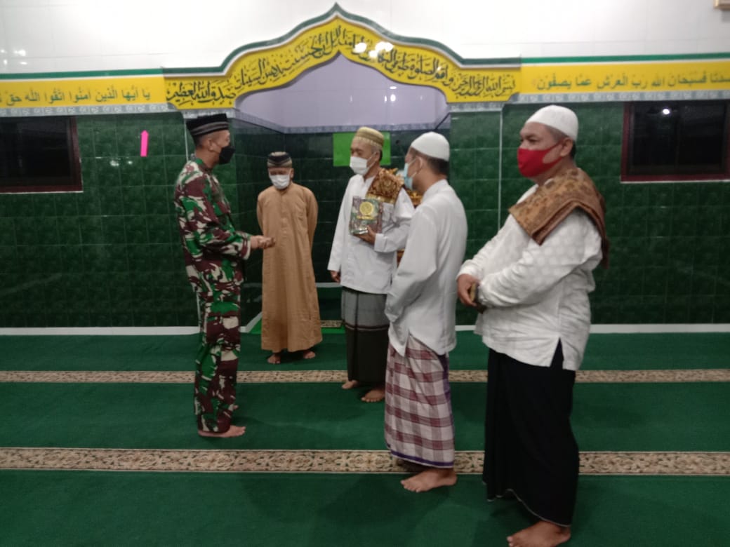 Bulan Suci Romadhan 1442 H. Dandim Solo Gelar Safari Sholat Subuh Berjamaah bersama Masyarakat