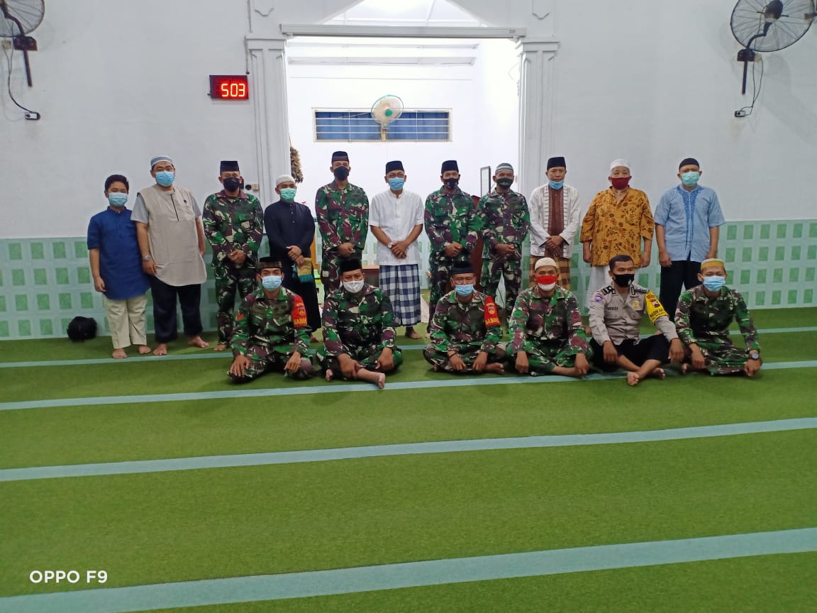 Memanfaatkan Momentum Bulan Suci Ramadhan, Dandim Solo Laksanakan Safari Sholat Subuh