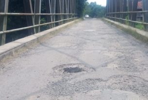 Jembatan Di Kecamatan Muara Sungkai Jebol