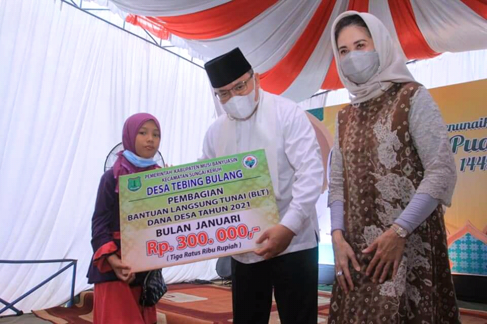 Anak Kandung KH Zainuddin MZ Ceramah Ramadhan di Sungai Keruh