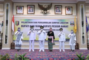 Gubernur Lampung Arinal Djunaidi Lantik Bupati Dan Wakil Bupati Pesisir Barat