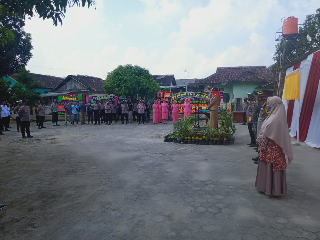 Hj. Eva Dwiana, Hadiri Acara Pengukuhan Berlangsung di Polsek Tanjung Senang 