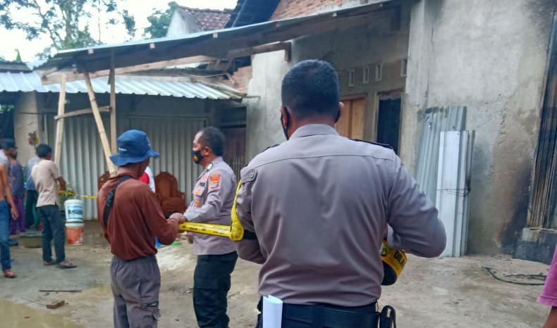 Polsek Pulau Panggung Identifikasi Kebakaran Rumah di Ulu Belu