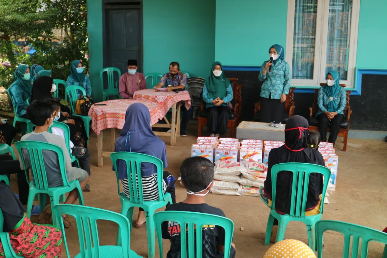 Ketua TP PKK Tanggamus Kembali Lakukan Baksos