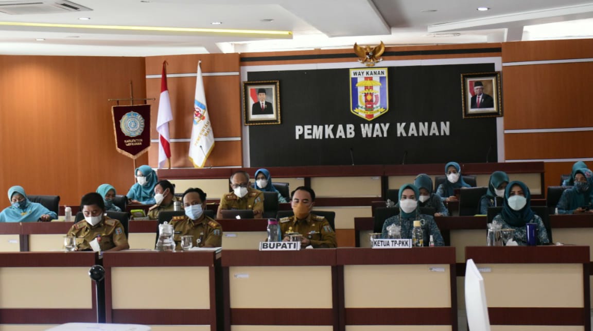 Bupati Way Kanan Hadiri Rakerda Tim Penggerak PKK Provinsi Lampung secara Virtual