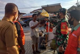 Para Babinsa jajaran Kodim 0410/KBL Terus Berupaya Tekan Penyebaran Covid-19