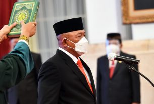 Presiden Jokowi Lantik Ganip Warsito sebagai Kepala BNPB
